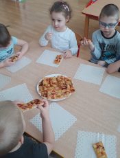 Dzień pizzy w grupie „Biedronki”