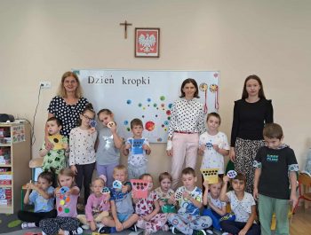 Międzynarodowy „Dzień kropki” w grupie „Pszczółki”