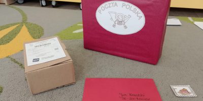Światowy Dzień Poczty i Znaczka Pocztowego w grupie „Motylki”