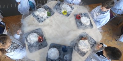 Eksperymenty chemiczne w wykonaniu przedszkolaków