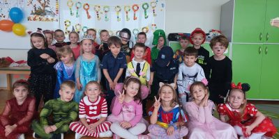 Andrzejkowe tradycje w grupie „Wędrowniczki”