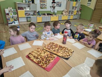 „Dzień Pizzy” w Grupie Motylki