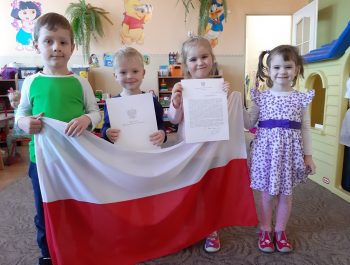 Podziękowanie i flaga Polski od Prezydenta RP