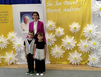 „Papież prorok nadziei” – konkurs taneczny w Starej Wsi
