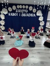 Dzień Babci i Dziadka w grupie Biedronki