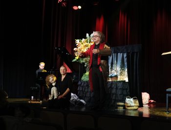 Frycek i Magiczne Drzewo